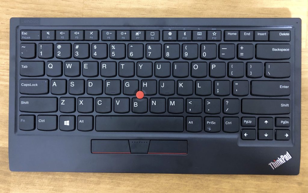 TrackPoint Keyboard IIを上から見たところ
