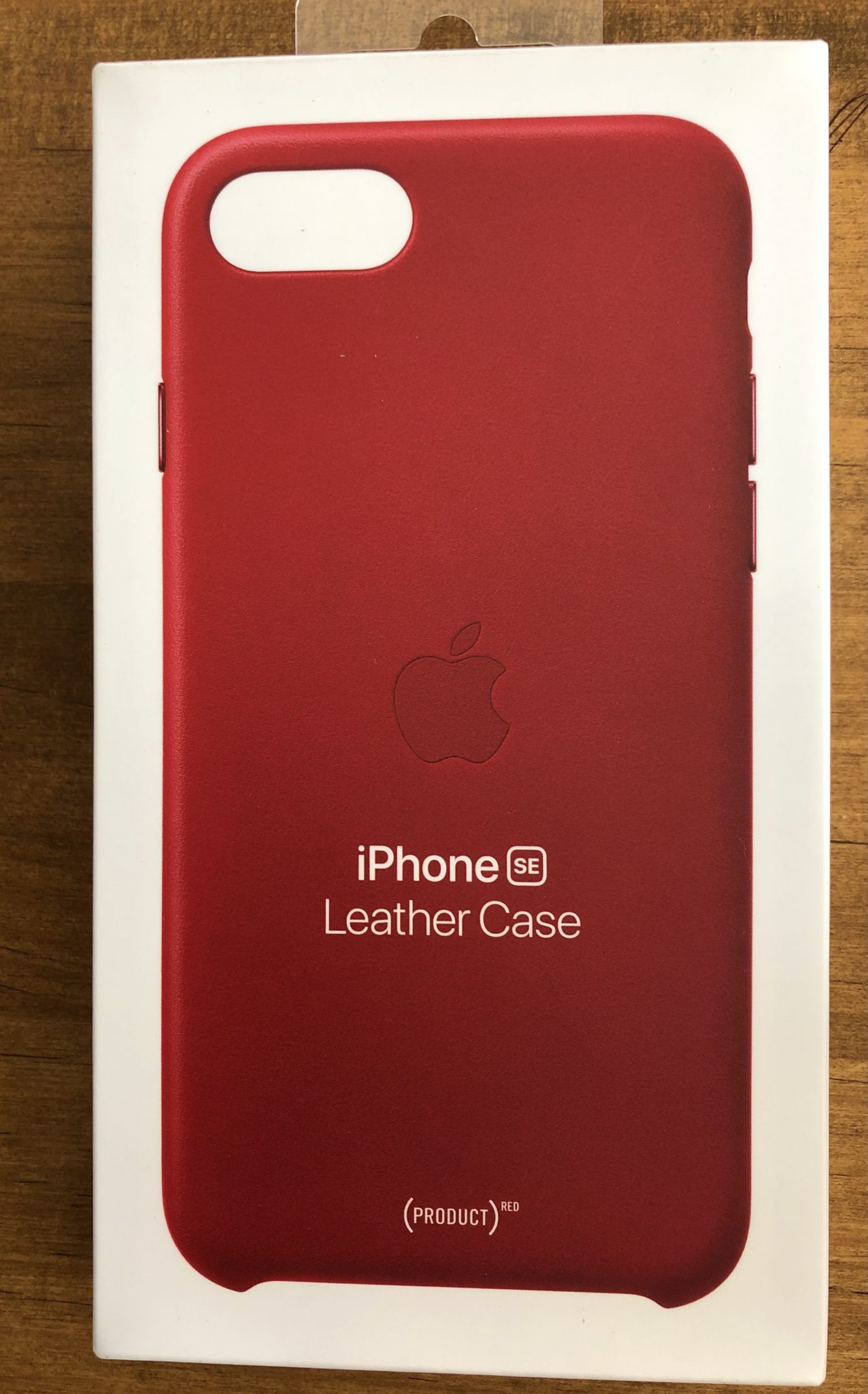 iPhone SE 純正レザーケース PRODUCT(RED)をiPhone8につけてみる 