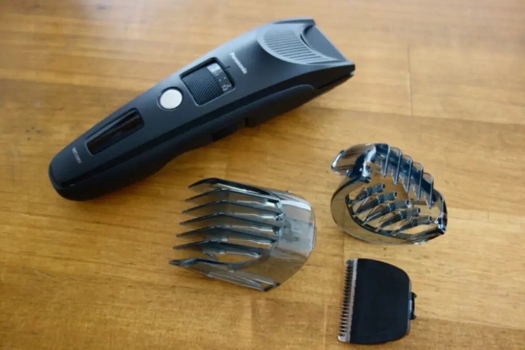 パナソニック　バリカン ER-SC61-K Amazon.com: Panasonic ER-SC61-K [Hair Cutter Professional